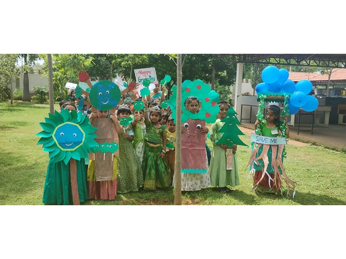 Green day activity by Montessori kids