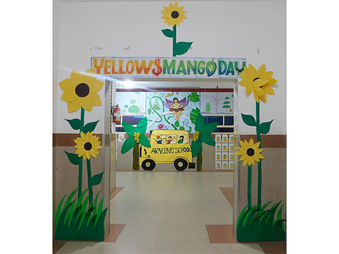 Montessori Yellow Day 2025